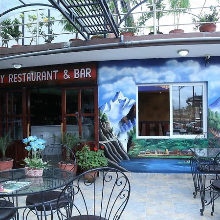 Hotel Nepal Tara Κατμαντού Εξωτερικό φωτογραφία