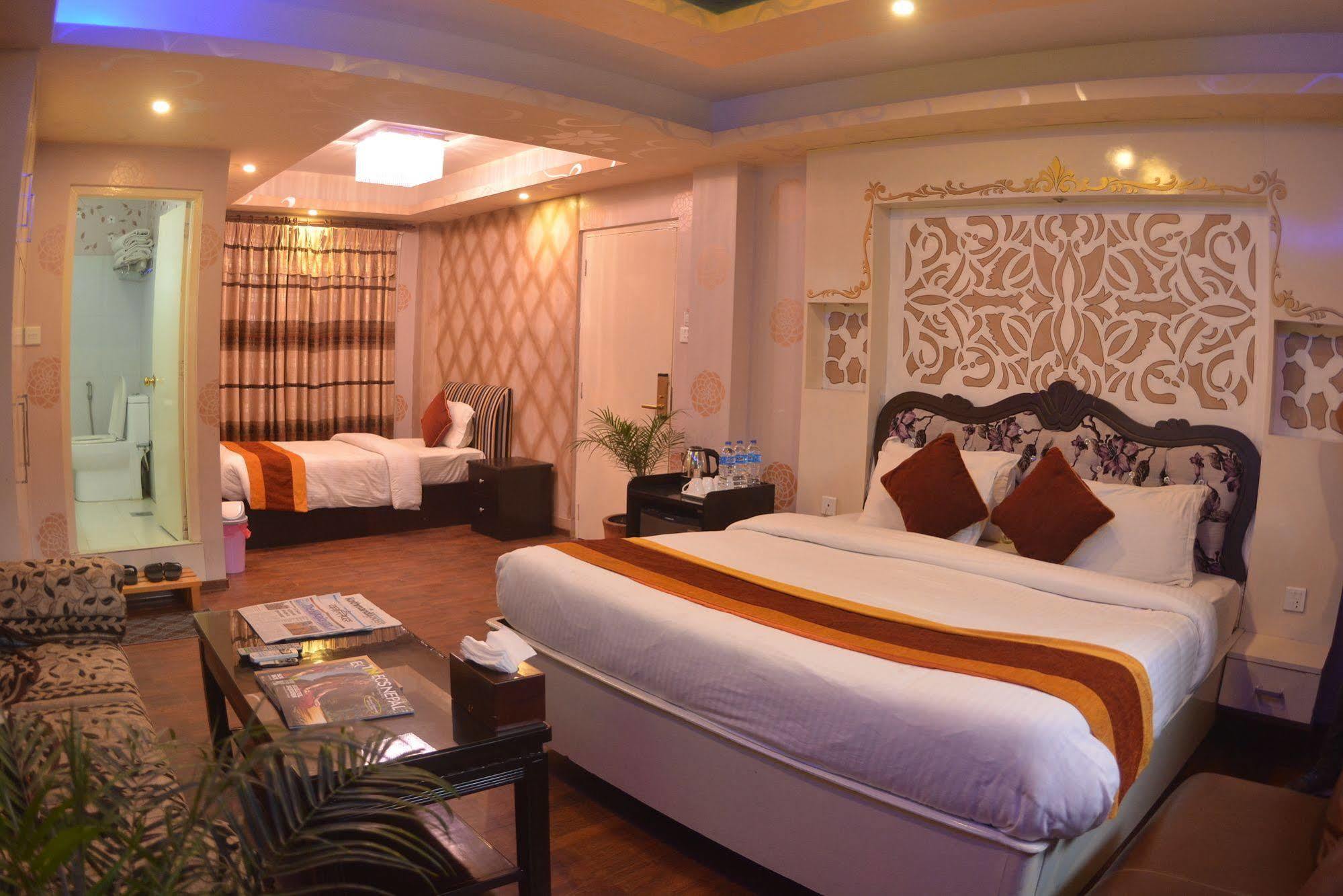 Hotel Nepal Tara Κατμαντού Εξωτερικό φωτογραφία