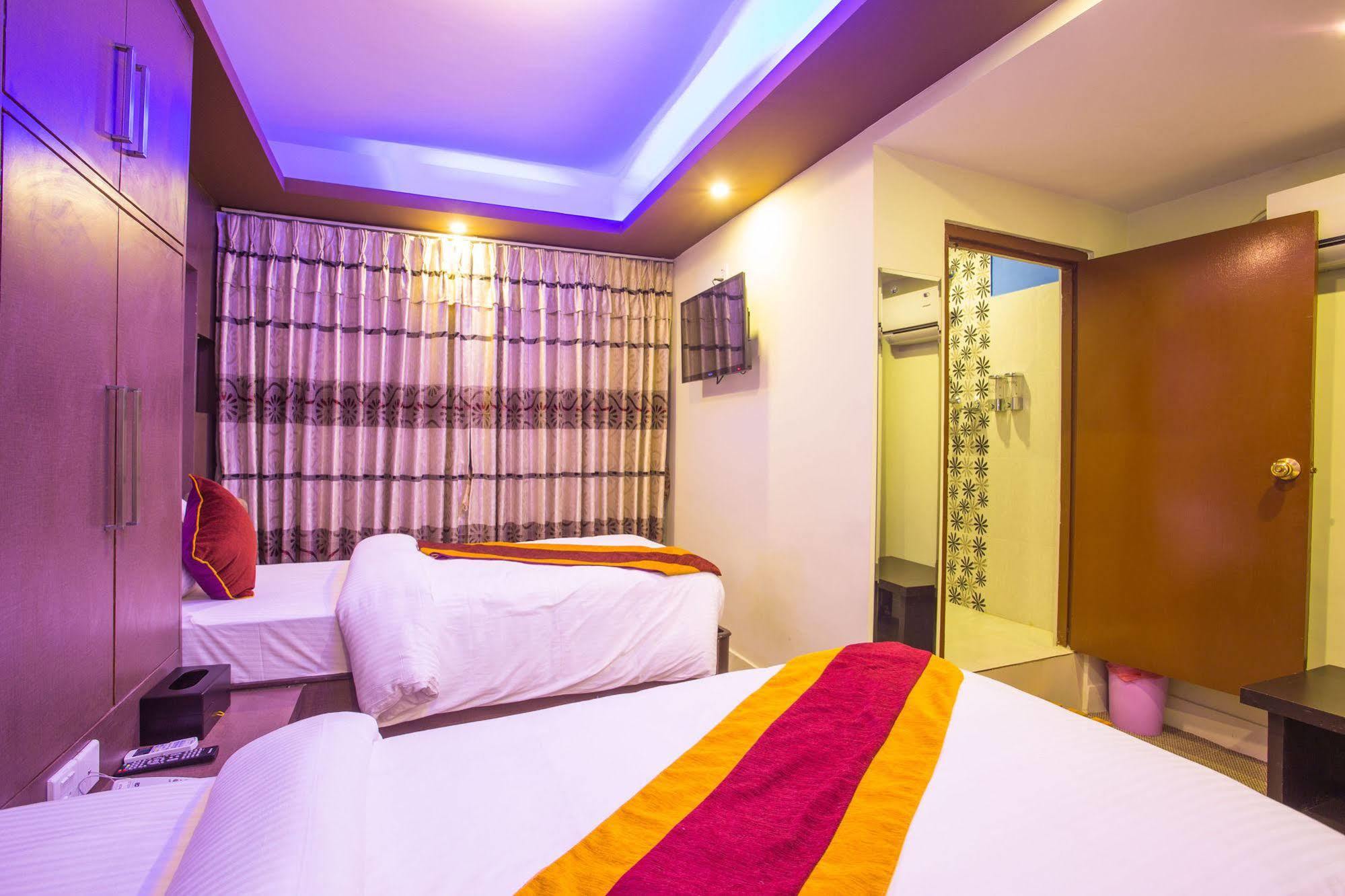 Hotel Nepal Tara Κατμαντού Εξωτερικό φωτογραφία